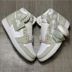 Air Jordan 1 Retro High OG 'Seafoam'
